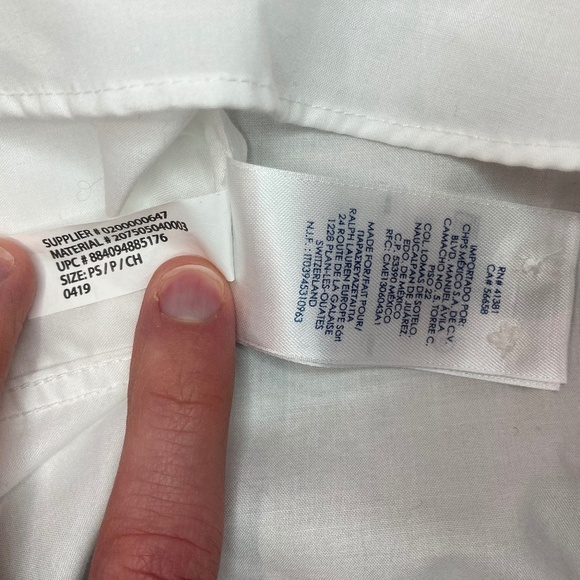 Chaps Petite Button-Up Shirt | White | Size S - Picture 3 of 6